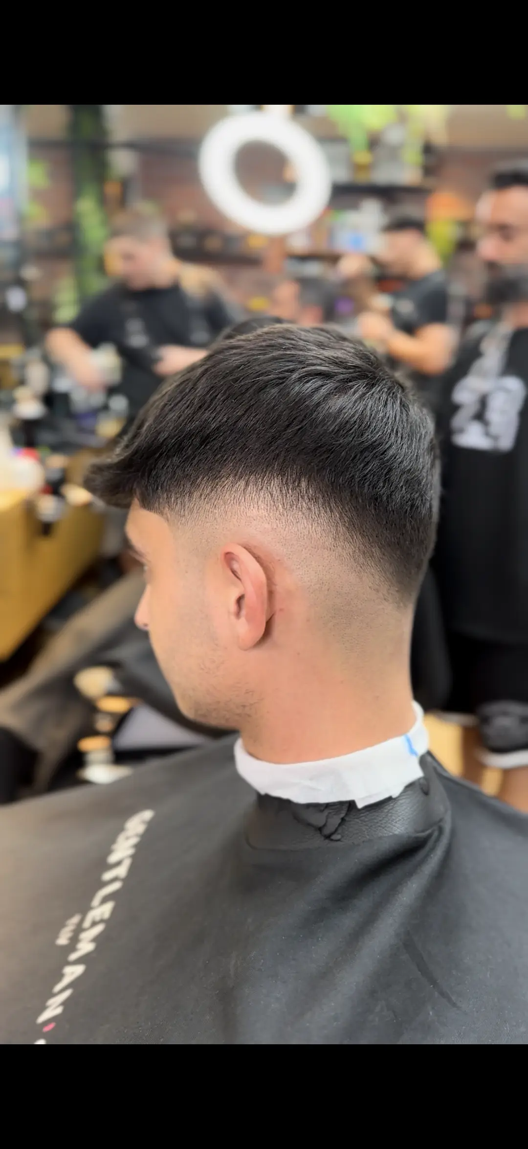 עבודה של GENTLEMAN'S TLV