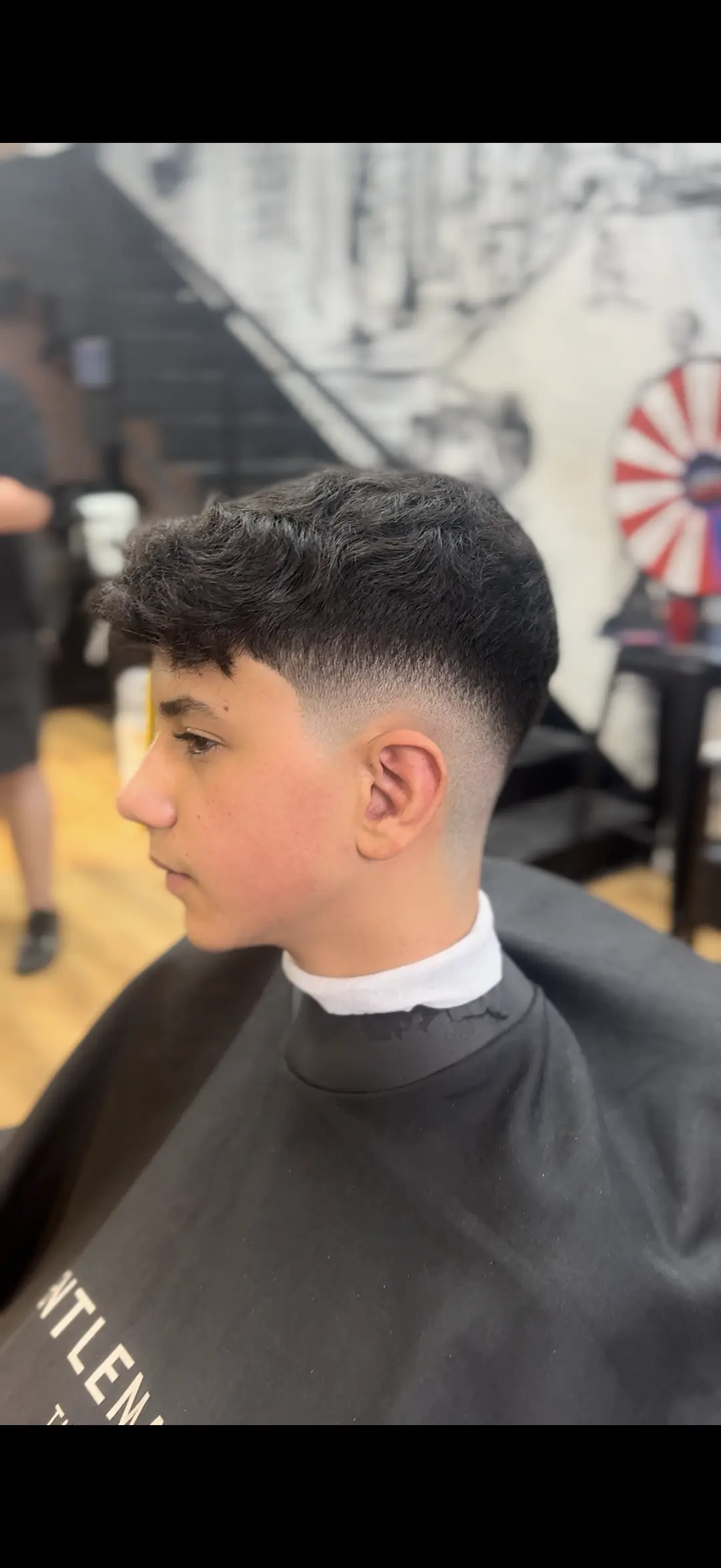 עבודה של GENTLEMAN'S TLV